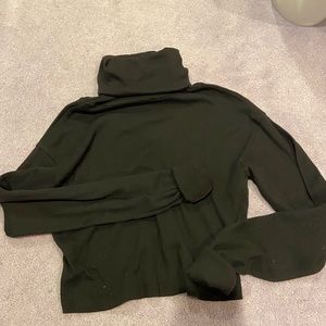 brandy melville black cropped turtleneck